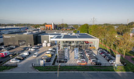 Pand met Baan Twente logo