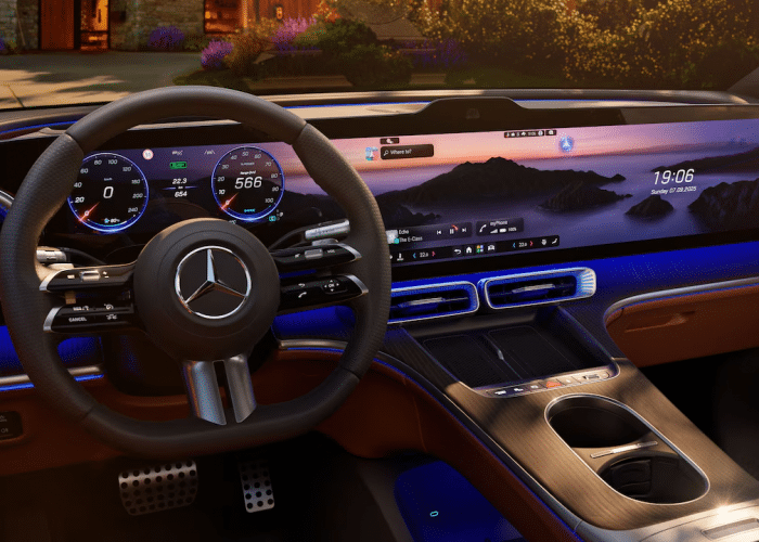 mercedes-benz-glc-x540-pad-interior-hyperscreen-3302x1858-07-2025