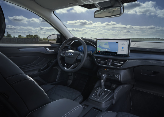 2021_FORD_FOCUS_ACTIVE_OUTDOOR_INTERIOR