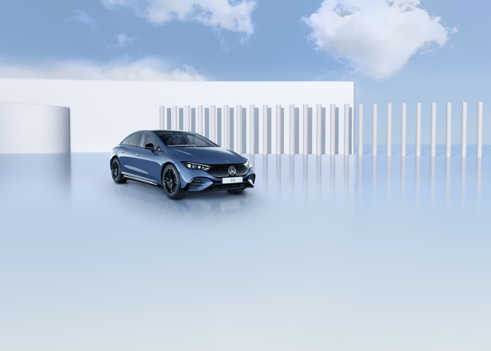 Digital_241217_P72997_TC.2024.Business-Solutions.21241042.backplates_Visuals_EQE_Limo_V2R0_(2)