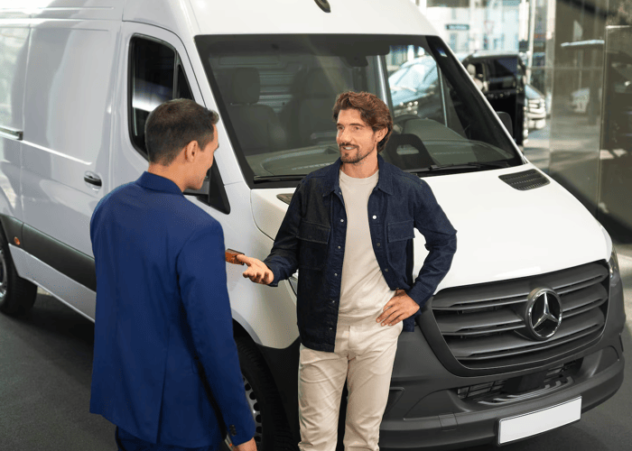 11125372_FS_Consideration_Conversion_Dealership_Vans_Sprinter-4_20original