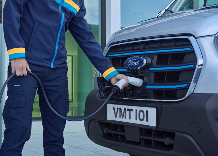 Ford_E-Transit_Front_3_4_Charging_Talent-2-scaled
